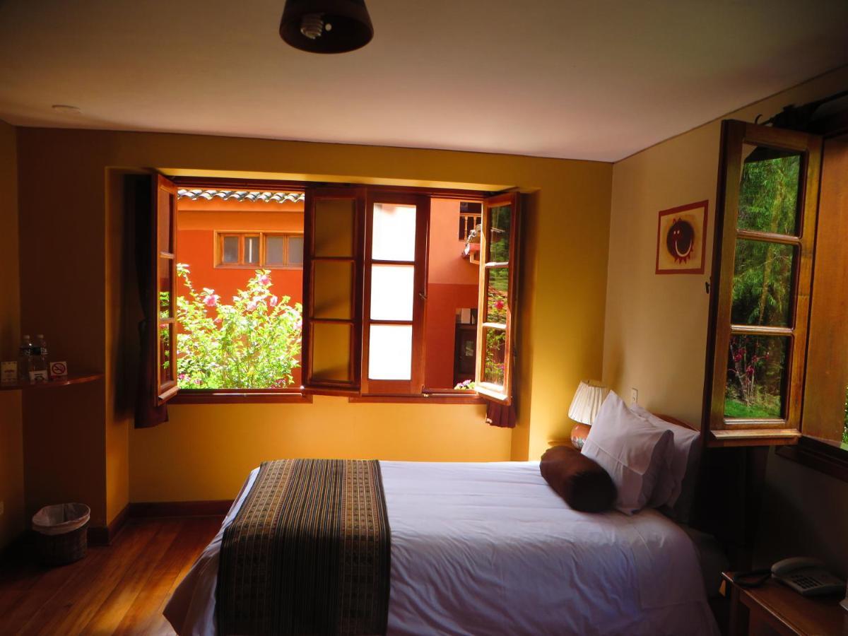 Hotel Pakaritampu Ollantaytambo Exterior foto
